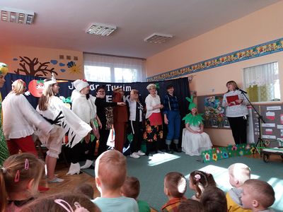 Zdjęcie 60 - Pierwszy Dzień Wiosny - Przedstawienie "Rzepka"