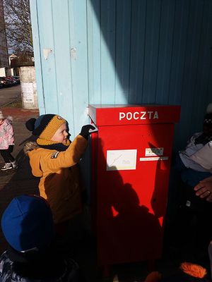 Zdjęcie 3 - Wysyłamy laurki dla dziadków - Dzień Babci i Dziadka